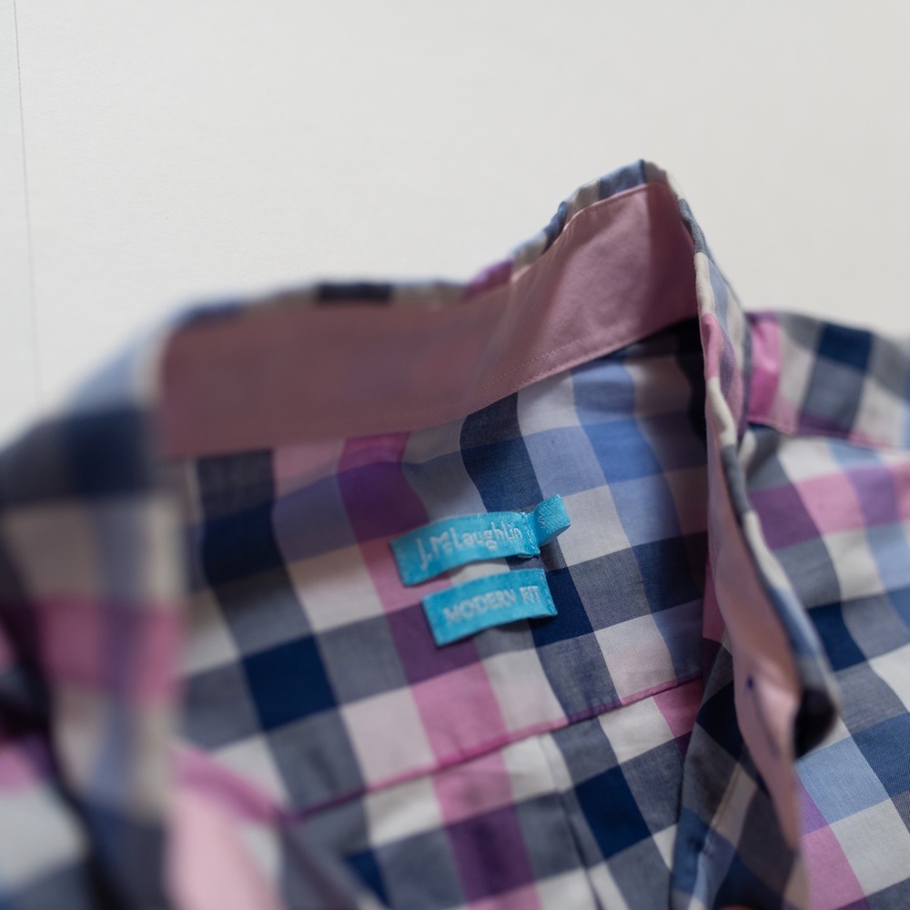 Button up - Picture 3 of 3